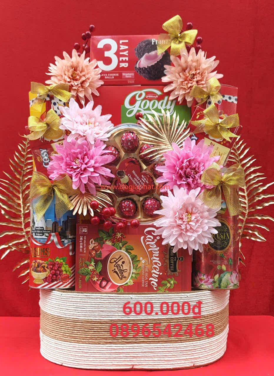 GIỎ QUÀ TẾT CAO CẤP GIÁ 600.000 VND (BAO VAT) 